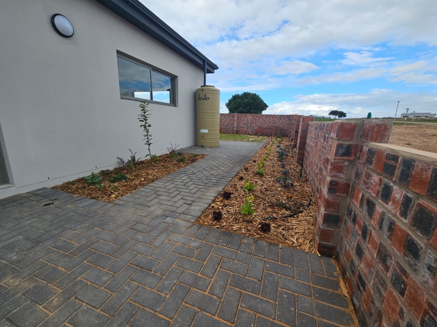 3 Bedroom Property for Sale in Stilbaai Wes Western Cape